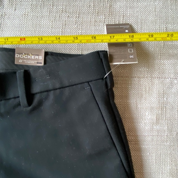 Dockers Black Flat Front Classic Fit Prostyle Pant Office Casual Dress Pants - Picture 9 of 11